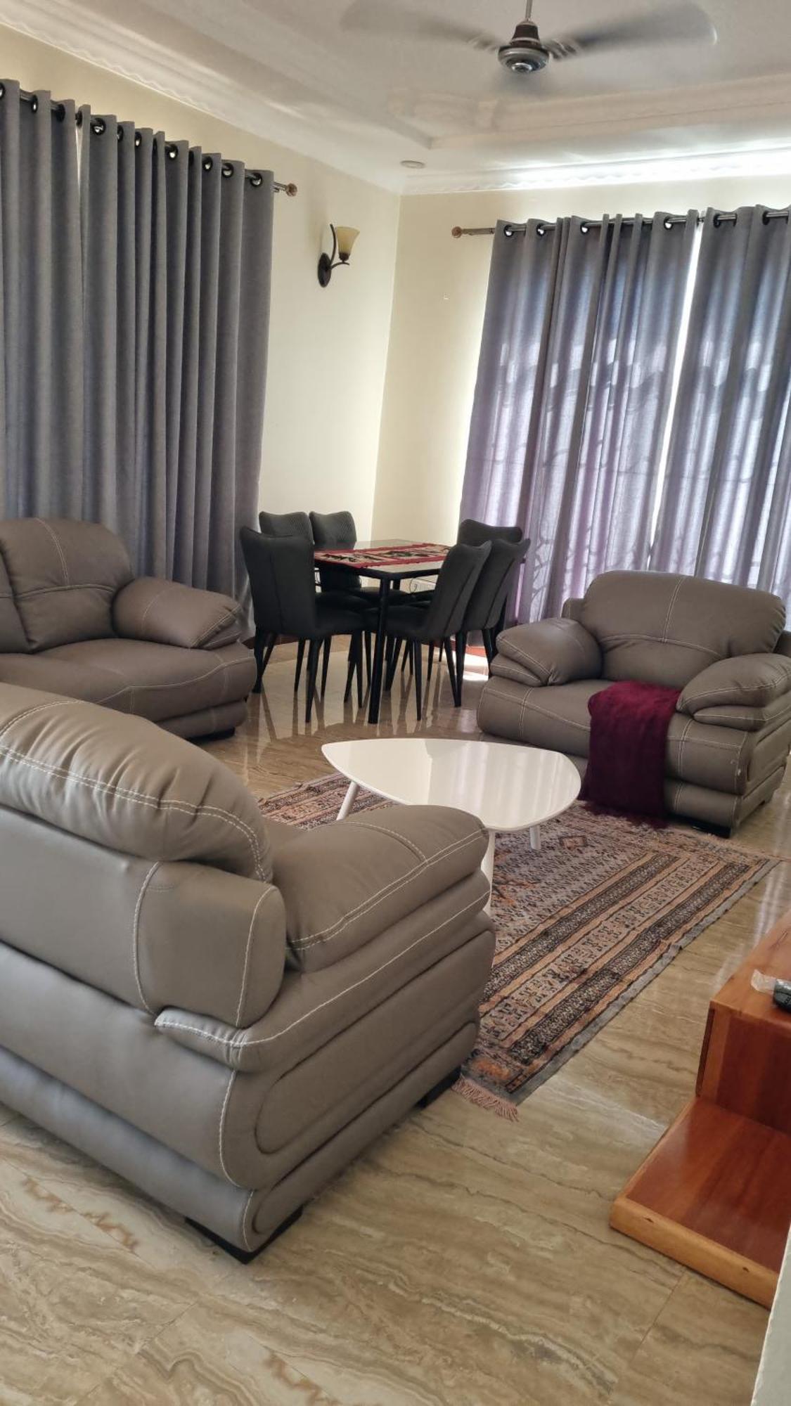 Ellyz Home Stay 모시 외부 사진